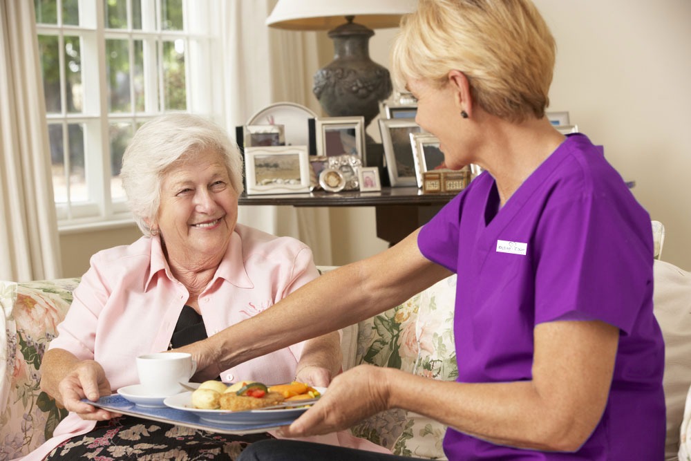 Home for the Holidays: Recognizing the Need for In-Home Senior Care in South Carolina