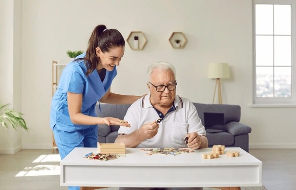 Raising Alzheimer’s Awareness: Symptoms, Challenges, and Solutions